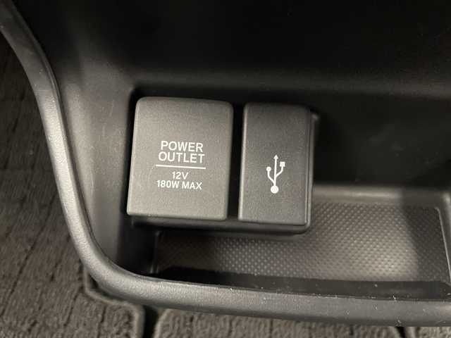 ホンダ フリード G ブラックスタイル 三重県 2023(令5)年 2.4万km トワイライトミストブラックパール /禁煙車//純正ナビ/（CD.DVD.BT.フルセグTV）//バックカメラ//両側パワースライドドア//レーダークルーズコントロール//ETC//電動格納ミラー//プッシュスタート//シートヒーター//ステアリングスイッチ//LEDヘッドライト