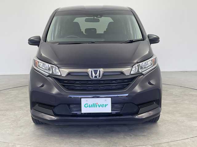 ホンダ フリード G ブラックスタイル 三重県 2023(令5)年 2.4万km トワイライトミストブラックパール /禁煙車//純正ナビ/（CD.DVD.BT.フルセグTV）//バックカメラ//両側パワースライドドア//レーダークルーズコントロール//ETC//電動格納ミラー//プッシュスタート//シートヒーター//ステアリングスイッチ//LEDヘッドライト