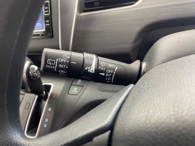 ホンダ フリード G ブラックスタイル 三重県 2023(令5)年 2.4万km トワイライトミストブラックパール /禁煙車//純正ナビ/（CD.DVD.BT.フルセグTV）//バックカメラ//両側パワースライドドア//レーダークルーズコントロール//ETC//電動格納ミラー//プッシュスタート//シートヒーター//ステアリングスイッチ//LEDヘッドライト