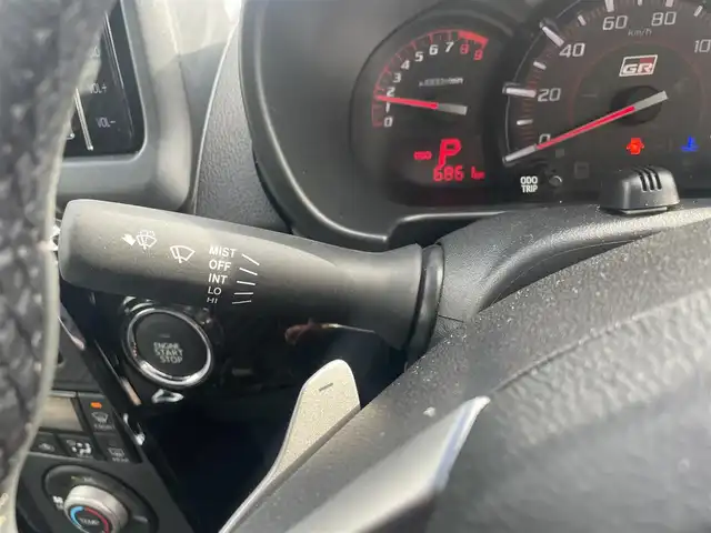 トヨタ コペン GRスポーツ 東京都 2020(令2)年 0.7万km パールホワイトⅢ 純正7インチナビ(CD/Bluetooth/AM/FM)/GR純正RECAROシート/純正BBS16インチアルミ/パドルシフト/TVキャンセラー/D/N席シートヒーター/バックカメラ/純正フォグ