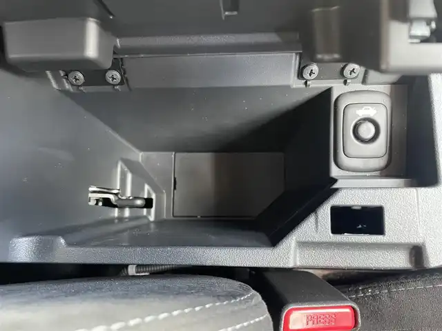 トヨタ コペン GRスポーツ 東京都 2020(令2)年 0.7万km パールホワイトⅢ 純正7インチナビ(CD/Bluetooth/AM/FM)/GR純正RECAROシート/純正BBS16インチアルミ/パドルシフト/TVキャンセラー/D/N席シートヒーター/バックカメラ/純正フォグ