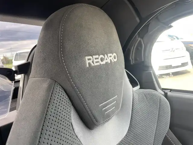 トヨタ コペン GRスポーツ 東京都 2020(令2)年 0.7万km パールホワイトⅢ 純正7インチナビ(CD/Bluetooth/AM/FM)/GR純正RECAROシート/純正BBS16インチアルミ/パドルシフト/TVキャンセラー/D/N席シートヒーター/バックカメラ/純正フォグ