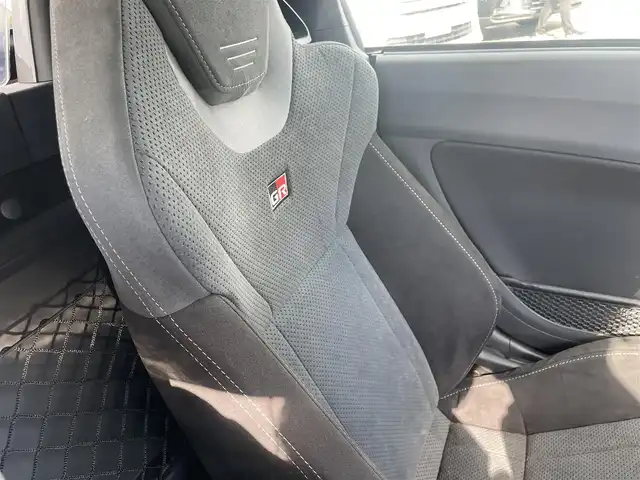 トヨタ コペン GRスポーツ 東京都 2020(令2)年 0.7万km パールホワイトⅢ 純正7インチナビ(CD/Bluetooth/AM/FM)/GR純正RECAROシート/純正BBS16インチアルミ/パドルシフト/TVキャンセラー/D/N席シートヒーター/バックカメラ/純正フォグ