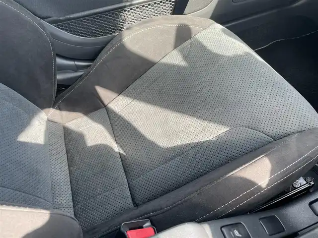 トヨタ コペン GRスポーツ 東京都 2020(令2)年 0.7万km パールホワイトⅢ 純正7インチナビ(CD/Bluetooth/AM/FM)/GR純正RECAROシート/純正BBS16インチアルミ/パドルシフト/TVキャンセラー/D/N席シートヒーター/バックカメラ/純正フォグ