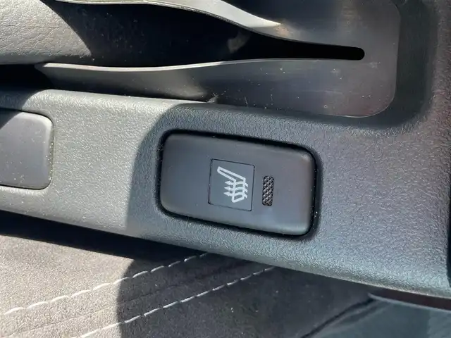 トヨタ コペン GRスポーツ 東京都 2020(令2)年 0.7万km パールホワイトⅢ 純正7インチナビ(CD/Bluetooth/AM/FM)/GR純正RECAROシート/純正BBS16インチアルミ/パドルシフト/TVキャンセラー/D/N席シートヒーター/バックカメラ/純正フォグ