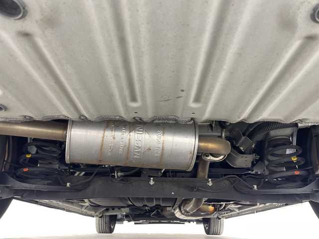 日産 セレナ ハイウェイスター G 神奈川県 2017(平29)年 5.9万km ブリリアントホワイトパール プロパイロット　/純正8インチSDナビ(MM516D-L)/(CD/DVD/SD/Bluetooth/ipod/フルセグ/HDMI/AppleCarPlay)/インテリジェントアラウンドビューモニター/インテリジェントルームミラー/ドライブレコーダー/インテリジェントパークアシスト/衝突被害軽減システム/オートクルーズコントロール/フリップダウンモニター/両側パワースライドドア/ハンズフリーオートスライドドア/横滑り防止装置/ETC/アイドリングストップ/LEDヘッドライト/フォグランプ/オートライト/ウィンカーミラー/電動格納ミラー/純正16インチAW/シートリフター/プッシュスタート/スマートキー/フロアマット/スペアキー/取扱説明書