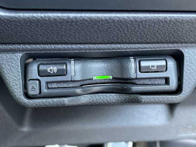 スバル レヴォーグ 1．8STIスポーツ EX 神奈川県 2021(令3)年 2.4万km クリスタルホワイトP ワンオーナー/純正ナビ/フルセグ/Bluetooth/CD/DVD/iPod/AUX/Applecarplay/アイサイト/バック／サイドカメラ/ＥＴＣ/ドライブレコーダー/クルーズコントロール/前後コーナーセンサー/レザーシート/前席パワーシート/全席シートヒーター/電動リアゲート/４WD/DMS/オートライト/LEDフォグランプ/アンビエントライト