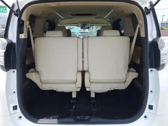 トヨタ ヴェルファイア V 山形県 2017(平29)年 4.5万km ホワイトパールクリスタルシャイン モデリスタエアロ/純正SDナビ/　　【CD DVD BT フルセグ MSV】/バックカメラ/両側パワースライドドア/電動リアゲート/クルーズコントロール/LEDオートヘッドライト/ハーフレザーシート/パワーシート/オットマン/アイドリングストップ/コーナーセンサー/ステアリングスイッチ/MTモード付AT/電動格納ウィンカーミラー/フォグランプ/スマートキー/ETC2.0
