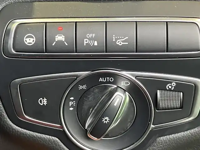 メルセデス・ベンツ Ｃ２００ ワゴン スポーツ 本革 神奈川県 2017(平29)年 5.4万km オブシディアンブラック ワンオーナー/記録簿（ヤナセ）/新車時保証書/ルーフレール/メルセデス純正COMMANDナビ/レーダーセーフティーパッケージ/パワーテールゲート/赤革シート/インテリジェントライトシステム/HUD/Bluetooth/USB/フルセグTV/ESP/Pre-Safeブレーキ/オートワイパー/スペアスマートキー