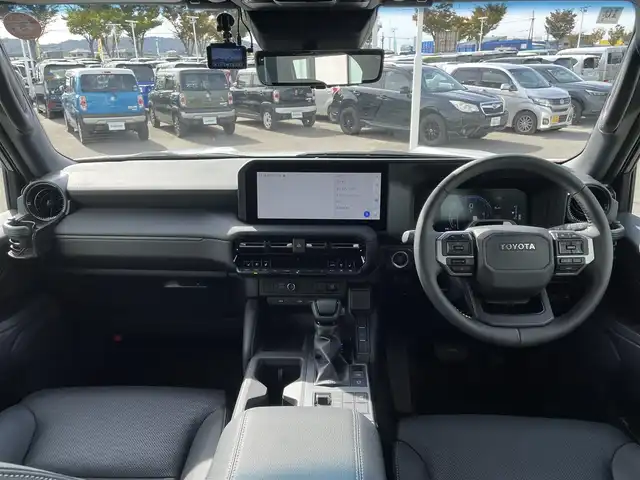 トヨタ ランドクルーザー ２５０ VX 和歌山県 2024(令6)年 0.1万km プラチナホワイトパールマイカ 純正12.3インチナビ/全方位カメラ/BT/HDMI/衝突被害軽減ブレーキ/レーンキープアシスト/レーダークルーズコントロール/前後コーナーセンサー/オートライト/ブラインドスポットモニター/サンルーフ/ビルトインETC2.0/ドラレコ/デジタルインナーミラー/前席/・シートヒーター/・シートベンチレーション/・パワーシート/電動リアゲート/ルーフレール/純正18インチアルミ