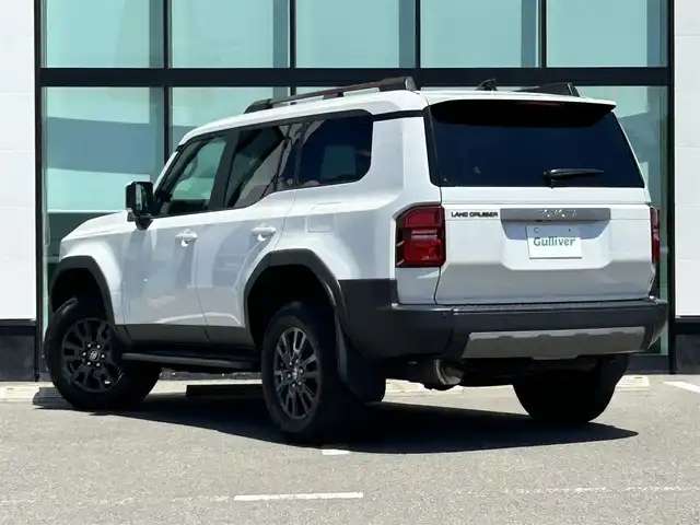 トヨタ ランドクルーザー ２５０ VX 和歌山県 2024(令6)年 0.1万km プラチナホワイトパールマイカ 純正12.3インチナビ/全方位カメラ/BT/HDMI/衝突被害軽減ブレーキ/レーンキープアシスト/レーダークルーズコントロール/前後コーナーセンサー/オートライト/ブラインドスポットモニター/サンルーフ/ビルトインETC2.0/ドラレコ/デジタルインナーミラー/前席/・シートヒーター/・シートベンチレーション/・パワーシート/電動リアゲート/ルーフレール/純正18インチアルミ