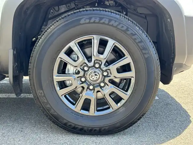 トヨタ ランドクルーザー ２５０ VX 和歌山県 2024(令6)年 0.1万km プラチナホワイトパールマイカ 純正12.3インチナビ/全方位カメラ/BT/HDMI/衝突被害軽減ブレーキ/レーンキープアシスト/レーダークルーズコントロール/前後コーナーセンサー/オートライト/ブラインドスポットモニター/サンルーフ/ビルトインETC2.0/ドラレコ/デジタルインナーミラー/前席/・シートヒーター/・シートベンチレーション/・パワーシート/電動リアゲート/ルーフレール/純正18インチアルミ