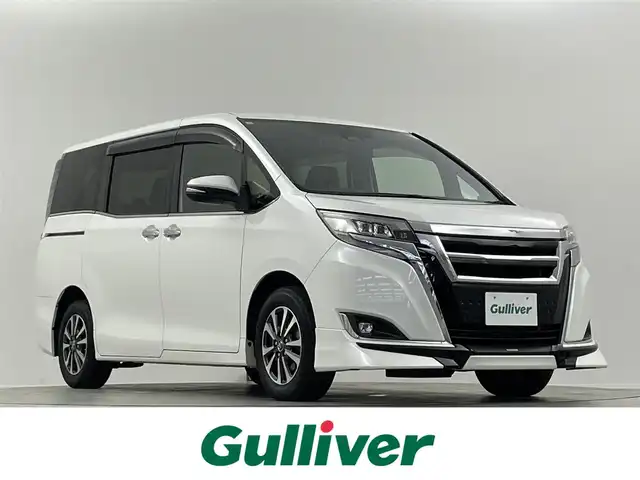 トヨタ エスクァイア Gi プレミアムパッケージ 埼玉県 2018(平30)年 5.6万km パール ＴＲＤエアロ　純正１０インチナビ　両側パワースライド　シートヒーター　ステアリングヒーター　ＬＥＤヘッドライト　ＬＥＤフォグ　バックカメラ　リアオートエアコン　クルーズコントロール　ビルトインＥＴＣ