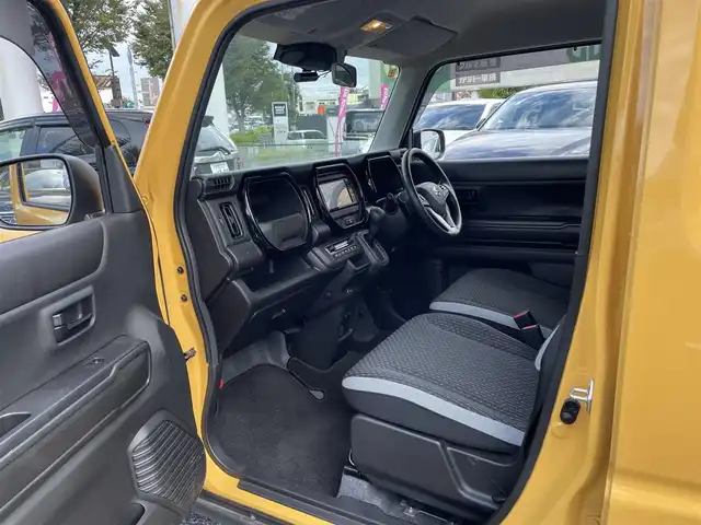 スズキ ハスラー HYBRID G ターボ 埼玉県 2023(令5)年 0.6万km アクティブイエロー/ソフトベージュメタリック ワンオーナー/ターボ/前席シートヒーター/純正ＳＤナビ/（ＤＶＤ＆ＣＤ＆ＭＳＶ＆ＢＴ＆ＵＳＢ）/前後ドライブレコーダー/スズキセーフティサポート/・デュアルカメラブレーキサポート/・誤発進抑制機能/・車線逸脱警報機能/・車線逸脱抑制機能/・ふらつき警報機能/・先行車発進お知らせ機能/・ハイビームアシスト/・アクティブクルーズコントロール/・標識認識機能/・後退時ブレーキサポート/・後方誤発進抑制機能/・リヤパーキングセンサー/アイドリングストップ/ステアリングリモコン/パドルシフト/純正１５inアルミホイール/オートライト/ＬＥＤライト/電動格納ミラー/スマートキー/プッシュスタート/Ｗ＆サイド＆カーテンエアバッグ/横滑り防止機能/ＡＢＳ/ドアバイザー/フロアマット/新車保証書/取扱説明書（車両＆ナビ）/スマートスペアキー有