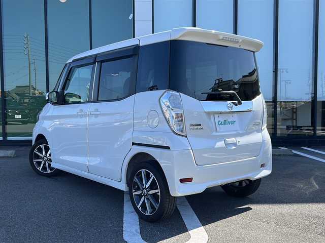 日産 デイズ ルークス HWS X Vセレクション 岐阜県 2017(平29)年 3万km ホワイトパール 登録時走行距離：29187km/純正ナビ（MM316D-W）/アラウンドビューモニター/フルセグテレビ・Bluetooth・CD/両側パワースライドドア/衝突被害軽減システム/ETC/オートライト/オートマチックハイビーム/社外フロアマット/プッシュスタート/スマートキー/スペアキー