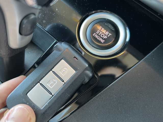 日産 デイズ ルークス HWS X Vセレクション 岐阜県 2017(平29)年 3万km ホワイトパール 登録時走行距離：29187km/純正ナビ（MM316D-W）/アラウンドビューモニター/フルセグテレビ・Bluetooth・CD/両側パワースライドドア/衝突被害軽減システム/ETC/オートライト/オートマチックハイビーム/社外フロアマット/プッシュスタート/スマートキー/スペアキー
