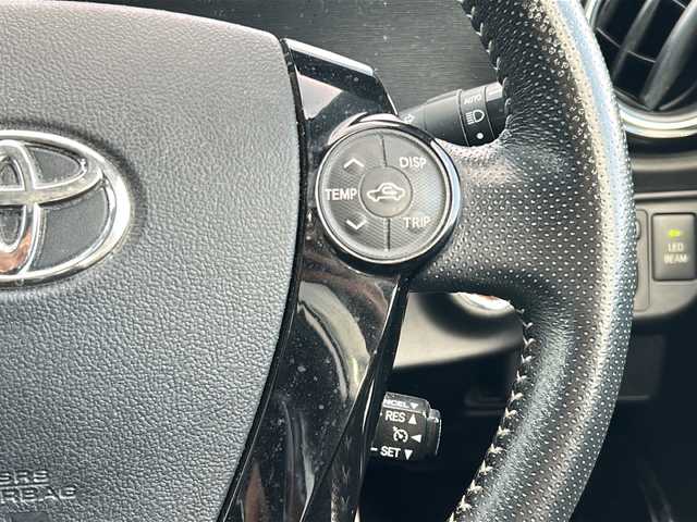 トヨタ アクア G G’s 山形県 2015(平27)年 9万km ブラックマイカ 禁煙車/横滑り防止装置/クルーズコントロール/純正ナビ/（Bluetooth/CD/DVD/フルセグ)/バックカメラ/ハーフレザーシート/LEDオートライト/フォグランプ/純正ドライブレコーダー/ステアリングスイッチ/ビルトインETC/純正AW/純正フロアマット/電動格納ウィンカーミラー/スマートキー