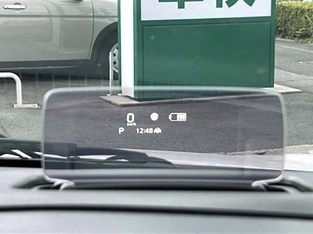 スズキ フロンクス 静岡県 2024(令6)年 0.7万km パールⅡ 純正ナビ/・フルセグTV/・FM/AM/・Bluetooth/・USB/・iPod/・HDMI/・Smartphone Link/主要装備/・全方位カメラ/・ワイヤレス充電器/・前席シートヒーター/・ＥＴＣ/・ヘッドアップディスプレイ/・衝突被害軽減システム/・アイドリングストップ/・レーンキープアシスト/・追従クルコン/・電動パーキング/・オートホールド/・パドルシフト/・ステリモ/・ハーフレザーシート