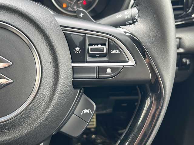 スズキ フロンクス 静岡県 2024(令6)年 0.7万km パールⅡ 純正ナビ/・フルセグTV/・FM/AM/・Bluetooth/・USB/・iPod/・HDMI/・Smartphone Link/主要装備/・全方位カメラ/・ワイヤレス充電器/・前席シートヒーター/・ＥＴＣ/・ヘッドアップディスプレイ/・衝突被害軽減システム/・アイドリングストップ/・レーンキープアシスト/・追従クルコン/・電動パーキング/・オートホールド/・パドルシフト/・ステリモ/・ハーフレザーシート