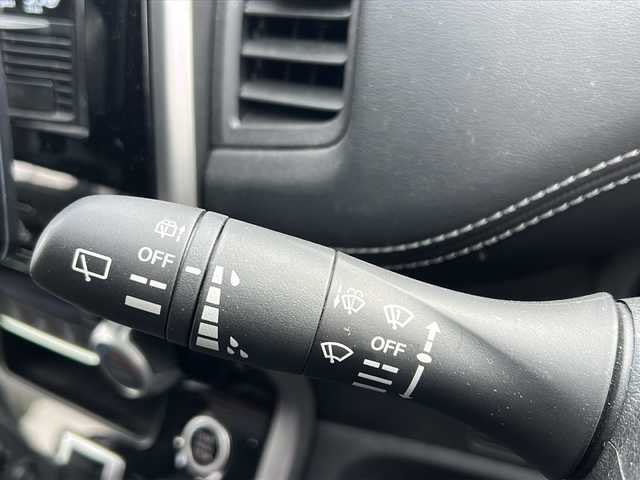 日産 セレナ ハイウェイスター Vセレクション 静岡県 2018(平30)年 3.1万km ダイヤモンドブラック /社外9インチナビ/地デジTV//CD/DVD/Bluetooth//バック/全周囲カメラ//両側パワースライドドア//プロパイロット//全車追従クルーズコントロール//ハンズフリースライドドア//ドライブレコーダー//LEDヘッドライト//レーンキープアシスト//純正16インチAW//ETC