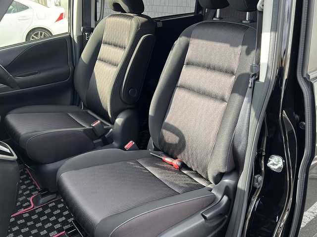 日産 セレナ ハイウェイスター Vセレクション 静岡県 2018(平30)年 3.1万km ダイヤモンドブラック /社外9インチナビ/地デジTV//CD/DVD/Bluetooth//バック/全周囲カメラ//両側パワースライドドア//プロパイロット//全車追従クルーズコントロール//ハンズフリースライドドア//ドライブレコーダー//LEDヘッドライト//レーンキープアシスト//純正16インチAW//ETC