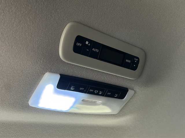 日産 セレナ ハイウェイスター Vセレクション 静岡県 2018(平30)年 3.1万km ダイヤモンドブラック /社外9インチナビ/地デジTV//CD/DVD/Bluetooth//バック/全周囲カメラ//両側パワースライドドア//プロパイロット//全車追従クルーズコントロール//ハンズフリースライドドア//ドライブレコーダー//LEDヘッドライト//レーンキープアシスト//純正16インチAW//ETC