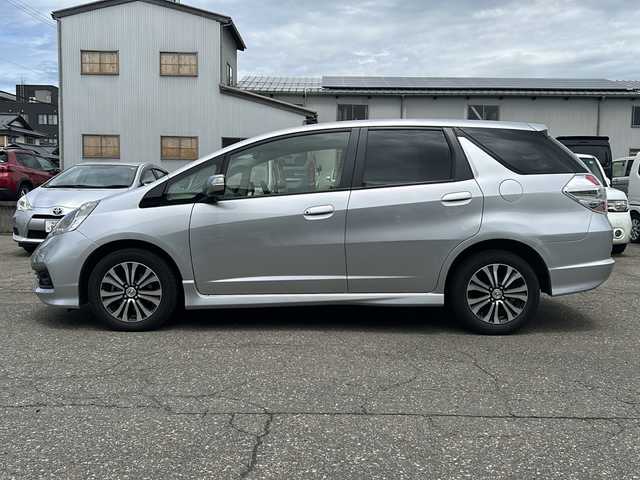 ホンダ フィット シャトル 15X クールエディション 福井県 2014(平26)年 7.3万km アラバスターシルバーメタリック ワンオーナー /純正HDDナビゲーション/（CD/DVD）/ワンセグテレビ/バックカメラ/クルーズコントロール/パドルシフト/オートライト/ステアリングリモコン/HIDヘッドライト/フォグランプ/シートヒーター/純正15インチアルミホイール/スマートキー/ETC/電動格納ミラー/保証書/取扱説明書