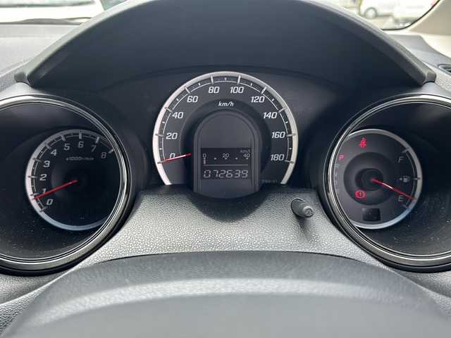 ホンダ フィット シャトル 15X クールエディション 福井県 2014(平26)年 7.3万km アラバスターシルバーメタリック ワンオーナー /純正HDDナビゲーション/（CD/DVD）/ワンセグテレビ/バックカメラ/クルーズコントロール/パドルシフト/オートライト/ステアリングリモコン/HIDヘッドライト/フォグランプ/シートヒーター/純正15インチアルミホイール/スマートキー/ETC/電動格納ミラー/保証書/取扱説明書