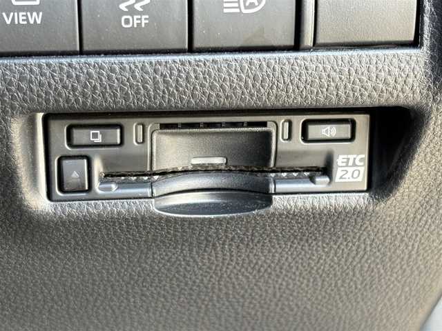 トヨタ ハリアー Z 大分県 2023(令5)年 3.5万km プレシャスブラックパール ・JBLナビ(USB/BT/Miracast)/・フルセグテレビ/・全方位カメラ/・モデリスタエアロ/・ヘッドアップディスプレイ/・レーダークルーズコントロール/・ドライブレコーダー/・ETC 2.0/・プリクラッシュセーフティ/・レーンキープアシスト/・ブラインドスポットモニター/・コーナーセンサー/・ステアリングリモコン/・オートハイビーム/・運転席パワーシート/・ブレーキホールド/・電動リアゲート/・デジタルインナーミラー