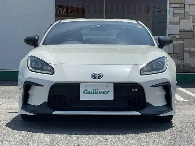 トヨタ ＧＲ８６ SZ 徳島県 2023(令5)年 0.4万km クリスタルホワイトパール 7インチナビ　NSZT-W68T/（ラジオ/BT/SD/フルセグ/DISC）/バックカメラ/コーナーセンサー/ETC/前後ドライブレコーダー/LEDヘッドライト/ドアバイザー/パドルシフト/追従式クルーズコントロール/スマートキー/スペアキー/プッシュスタート/新車時保証書/取扱説明書