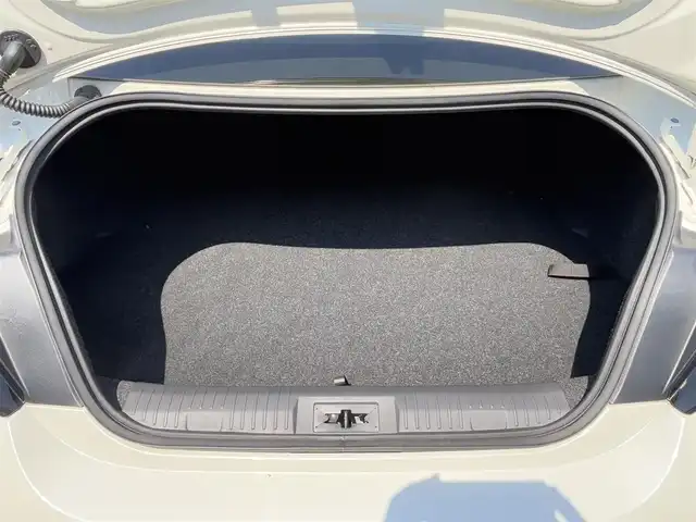トヨタ ＧＲ８６ SZ 徳島県 2023(令5)年 0.4万km クリスタルホワイトパール 7インチナビ　NSZT-W68T/（ラジオ/BT/SD/フルセグ/DISC）/バックカメラ/コーナーセンサー/ETC/前後ドライブレコーダー/LEDヘッドライト/ドアバイザー/パドルシフト/追従式クルーズコントロール/スマートキー/スペアキー/プッシュスタート/新車時保証書/取扱説明書