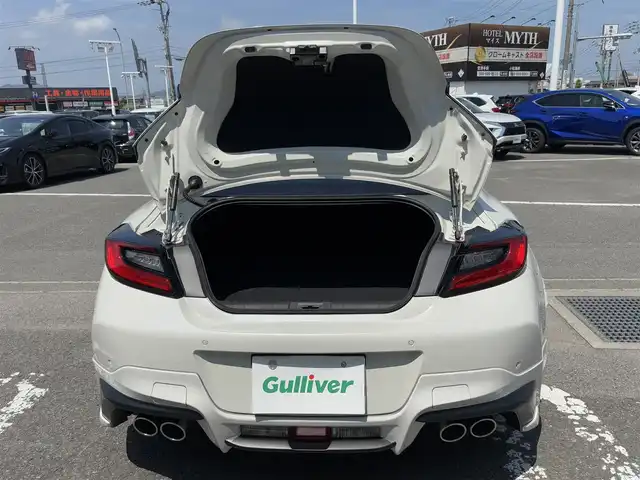 トヨタ ＧＲ８６ SZ 徳島県 2023(令5)年 0.4万km クリスタルホワイトパール 7インチナビ　NSZT-W68T/（ラジオ/BT/SD/フルセグ/DISC）/バックカメラ/コーナーセンサー/ETC/前後ドライブレコーダー/LEDヘッドライト/ドアバイザー/パドルシフト/追従式クルーズコントロール/スマートキー/スペアキー/プッシュスタート/新車時保証書/取扱説明書