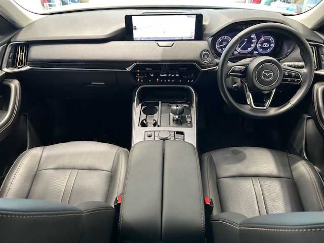 マツダ ＣＸ－６０ XD Lパッケージ 宮城県 2023(令5)年 1.5万km ロジウムホワイトプレミアムメタリック ４WD/アイアクティブセンス/・スマート・シティ・ブレーキ・サポート/・360度ビュー・モニター/・マツダ・レーダー・クルーズ・コントロール/・リア・クロス・トラフィック・アラート/・ハイビーム・コントロール・システム/・アダプティブ・LED・ヘッドライト/・車線逸脱警報システム/純正ナビ/・フルセグTV/Bluetooth/USB/・ETC/・全方位カメラ/・置くだけ充電/電動リアゲート/アイドリングストップ/電子パーキング/・オートホールド/革巻きステアリング/・ステアリングヒーター/・ステアリングリモコン/・パドルシフト/本革レザーシート/・パワーシート(運転席/助手席)/・シートヒーター(運転席/助手席)/プッシュスタート/・スマートキー/LEDヘッドライト/・オートライト/電動格納ミラー/純正アルミホイール/フロアマット