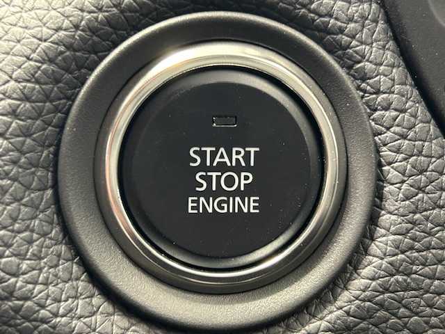 マツダ ＣＸ－６０ XD Lパッケージ 宮城県 2023(令5)年 1.5万km ロジウムホワイトプレミアムメタリック ４WD/アイアクティブセンス/・スマート・シティ・ブレーキ・サポート/・360度ビュー・モニター/・マツダ・レーダー・クルーズ・コントロール/・リア・クロス・トラフィック・アラート/・ハイビーム・コントロール・システム/・アダプティブ・LED・ヘッドライト/・車線逸脱警報システム/純正ナビ/・フルセグTV/Bluetooth/USB/・ETC/・全方位カメラ/・置くだけ充電/電動リアゲート/アイドリングストップ/電子パーキング/・オートホールド/革巻きステアリング/・ステアリングヒーター/・ステアリングリモコン/・パドルシフト/本革レザーシート/・パワーシート(運転席/助手席)/・シートヒーター(運転席/助手席)/プッシュスタート/・スマートキー/LEDヘッドライト/・オートライト/電動格納ミラー/純正アルミホイール/フロアマット