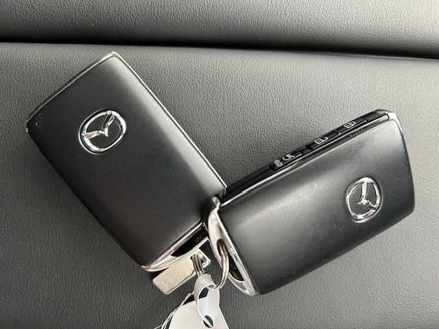 マツダ ＣＸ－６０ XD Lパッケージ 宮城県 2023(令5)年 1.5万km ロジウムホワイトプレミアムメタリック ４WD/アイアクティブセンス/・スマート・シティ・ブレーキ・サポート/・360度ビュー・モニター/・マツダ・レーダー・クルーズ・コントロール/・リア・クロス・トラフィック・アラート/・ハイビーム・コントロール・システム/・アダプティブ・LED・ヘッドライト/・車線逸脱警報システム/純正ナビ/・フルセグTV/Bluetooth/USB/・ETC/・全方位カメラ/・置くだけ充電/電動リアゲート/アイドリングストップ/電子パーキング/・オートホールド/革巻きステアリング/・ステアリングヒーター/・ステアリングリモコン/・パドルシフト/本革レザーシート/・パワーシート(運転席/助手席)/・シートヒーター(運転席/助手席)/プッシュスタート/・スマートキー/LEDヘッドライト/・オートライト/電動格納ミラー/純正アルミホイール/フロアマット