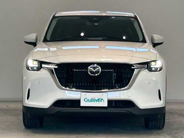 マツダ ＣＸ－６０ XD Lパッケージ 宮城県 2023(令5)年 1.5万km ロジウムホワイトプレミアムメタリック ４WD/アイアクティブセンス/・スマート・シティ・ブレーキ・サポート/・360度ビュー・モニター/・マツダ・レーダー・クルーズ・コントロール/・リア・クロス・トラフィック・アラート/・ハイビーム・コントロール・システム/・アダプティブ・LED・ヘッドライト/・車線逸脱警報システム/純正ナビ/・フルセグTV/Bluetooth/USB/・ETC/・全方位カメラ/・置くだけ充電/電動リアゲート/アイドリングストップ/電子パーキング/・オートホールド/革巻きステアリング/・ステアリングヒーター/・ステアリングリモコン/・パドルシフト/本革レザーシート/・パワーシート(運転席/助手席)/・シートヒーター(運転席/助手席)/プッシュスタート/・スマートキー/LEDヘッドライト/・オートライト/電動格納ミラー/純正アルミホイール/フロアマット