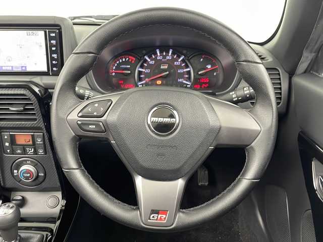 トヨタ コペン GRスポーツ 埼玉県 2022(令4)年 4.2万km パールホワイトⅢ 純正ナビ/　（AM/FM/BT/DVD/CD）/バックカメラ/フルセグテレビ/ドライブレコーダー/シートヒーター/純正アルミホイール/オートライト/LEDヘッドライト/フォグランプ/プッシュスタート