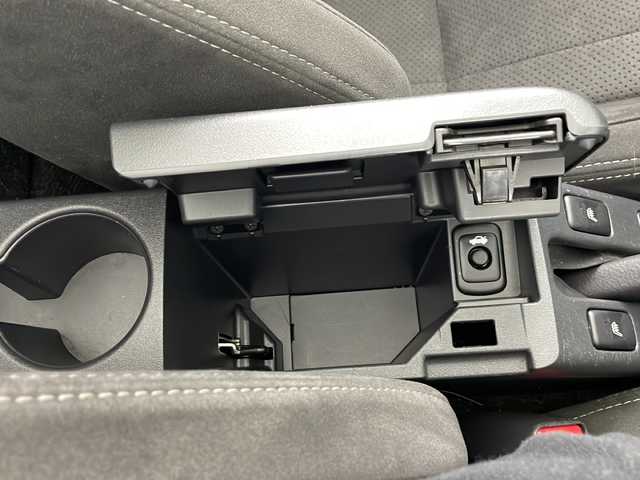 トヨタ コペン GRスポーツ 埼玉県 2022(令4)年 4.2万km パールホワイトⅢ 純正ナビ/　（AM/FM/BT/DVD/CD）/バックカメラ/フルセグテレビ/ドライブレコーダー/シートヒーター/純正アルミホイール/オートライト/LEDヘッドライト/フォグランプ/プッシュスタート