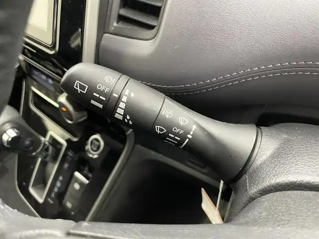 日産 セレナ ハイウェイスター V 埼玉県 2020(令2)年 7.6万km ブリリアントホワイトパール プロパイロット　社外９インチナビ　フリップダウンモニター　アラウンドビューモニター　ＢＳＩ　ＥＴＣ　前後ドライブレコーダー　レーダークルーズコントロール　ＨＤＭＩ　純正アルミホイール　オートライト