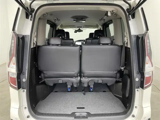 日産 セレナ ハイウェイスター V 埼玉県 2020(令2)年 7.6万km ブリリアントホワイトパール プロパイロット　社外９インチナビ　フリップダウンモニター　アラウンドビューモニター　ＢＳＩ　ＥＴＣ　前後ドライブレコーダー　レーダークルーズコントロール　ＨＤＭＩ　純正アルミホイール　オートライト