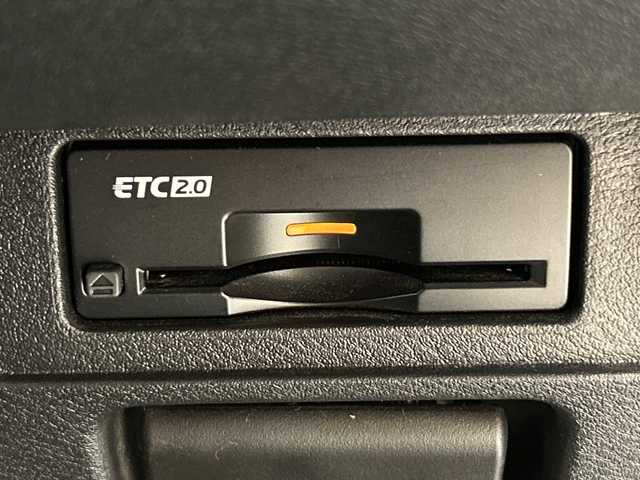 日産 オーラ G レザーエディション 岐阜県 2021(令3)年 5.5万km オーロラフレアブルーパール BOSEプレミアムサウンド/ProPILOT/純正9インチナビゲーション/アラウンドビューモニター/フルセグテレビ/Bluetooth/AppleCarPlay/USB入力端子/置くだけ充電/デジタルインナーミラー/レーダークルーズコントロール/踏み間違い衝突防止アシスト/ブラインドスポットモニター/純正ドラレコ/ETC2.0/オートエアコン/革シート/革ステアリング/純正フロアマット/プッシュスタート/スマートキー/オートライト/オートマチックハイビーム/LEDヘッドライト/純正アルミホイール