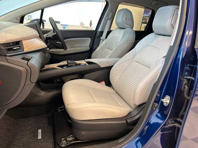 日産 オーラ G レザーエディション 岐阜県 2021(令3)年 5.5万km オーロラフレアブルーパール BOSEプレミアムサウンド/ProPILOT/純正9インチナビゲーション/アラウンドビューモニター/フルセグテレビ/Bluetooth/AppleCarPlay/USB入力端子/置くだけ充電/デジタルインナーミラー/レーダークルーズコントロール/踏み間違い衝突防止アシスト/ブラインドスポットモニター/純正ドラレコ/ETC2.0/オートエアコン/革シート/革ステアリング/純正フロアマット/プッシュスタート/スマートキー/オートライト/オートマチックハイビーム/LEDヘッドライト/純正アルミホイール