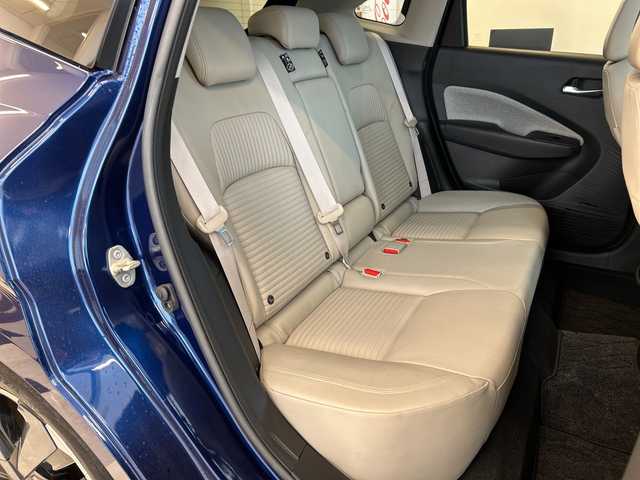 日産 オーラ G レザーエディション 岐阜県 2021(令3)年 5.5万km オーロラフレアブルーパール BOSEプレミアムサウンド/ProPILOT/純正9インチナビゲーション/アラウンドビューモニター/フルセグテレビ/Bluetooth/AppleCarPlay/USB入力端子/置くだけ充電/デジタルインナーミラー/レーダークルーズコントロール/踏み間違い衝突防止アシスト/ブラインドスポットモニター/純正ドラレコ/ETC2.0/オートエアコン/革シート/革ステアリング/純正フロアマット/プッシュスタート/スマートキー/オートライト/オートマチックハイビーム/LEDヘッドライト/純正アルミホイール