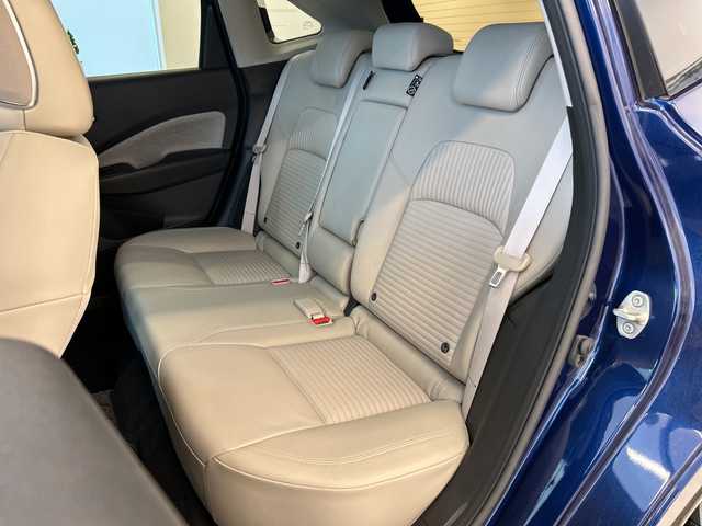 日産 オーラ G レザーエディション 岐阜県 2021(令3)年 5.5万km オーロラフレアブルーパール BOSEプレミアムサウンド/ProPILOT/純正9インチナビゲーション/アラウンドビューモニター/フルセグテレビ/Bluetooth/AppleCarPlay/USB入力端子/置くだけ充電/デジタルインナーミラー/レーダークルーズコントロール/踏み間違い衝突防止アシスト/ブラインドスポットモニター/純正ドラレコ/ETC2.0/オートエアコン/革シート/革ステアリング/純正フロアマット/プッシュスタート/スマートキー/オートライト/オートマチックハイビーム/LEDヘッドライト/純正アルミホイール