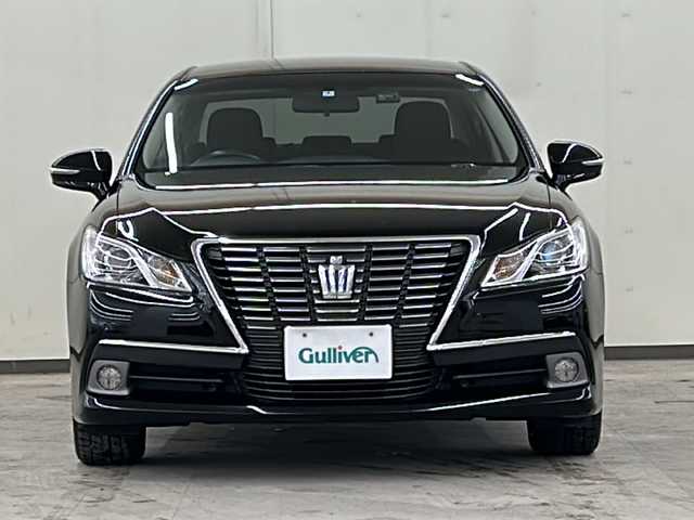 トヨタ クラウン ハイブリッド ロイヤルサルーン 道央・札幌 2014(平26)年 15.2万km ブラック 純正HDDナビ//ワンセグテレビ//バックカメラ//クルーズコントロール//ドアバイザー//プッシュスタート//パワーウィンドウ//夏タイヤ付き