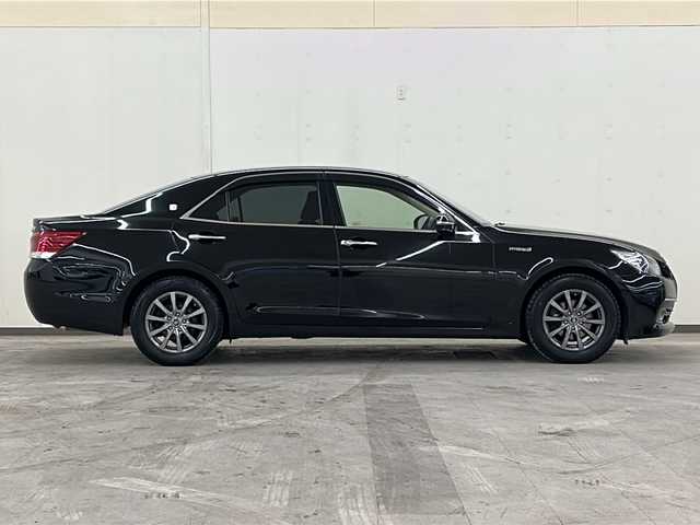 トヨタ クラウン ハイブリッド ロイヤルサルーン 道央・札幌 2014(平26)年 15.2万km ブラック 純正HDDナビ//ワンセグテレビ//バックカメラ//クルーズコントロール//ドアバイザー//プッシュスタート//パワーウィンドウ//夏タイヤ付き