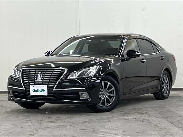 トヨタ クラウン ハイブリッド ロイヤルサルーン 道央・札幌 2014(平26)年 15.2万km ブラック 純正HDDナビ//ワンセグテレビ//バックカメラ//クルーズコントロール//ドアバイザー//プッシュスタート//パワーウィンドウ//夏タイヤ付き