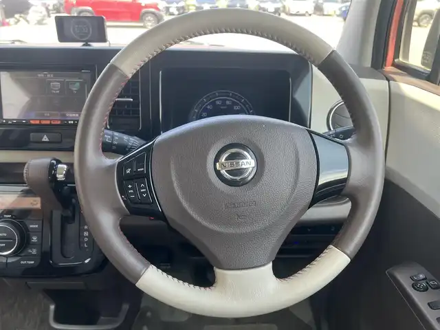 日産 モコ ドルチェG FOUR 秋田県 2015(平27)年 2.4万km モコピーチ 純正ナビ/フルセグ/４WD/バックカメラ/スマートキー/純正アルミ/D席シートヒーター/プッシュスタート/アイドリングストップ/ETC/ドライブレコーダー/ステアリングスイッチ/オートライト/オートエアコン/パワーステアリング/パワーウィンドウ/盗難防止装置/電動格納ウィンカーミラー/保証書/取扱説明書/記録簿