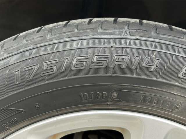 マツダ デミオ 13－スカイアクティブ 青森県 2012(平24)年 8.1万km クリスタルホワイトパールマイカ ワンオーナー/社外オーディオCX211BK/CD/USB/AUX/スタイリッシュパッケージ/スポーティパッケージ/本革巻ステアリング/純正14インチアルミホイール/社外エンジンスターター/フォグライト/リモコンキー/スペアキー/パワーステアリング/パワーウインドウ/純正フロアマット/社外14インチアルミスタッドレス積込み