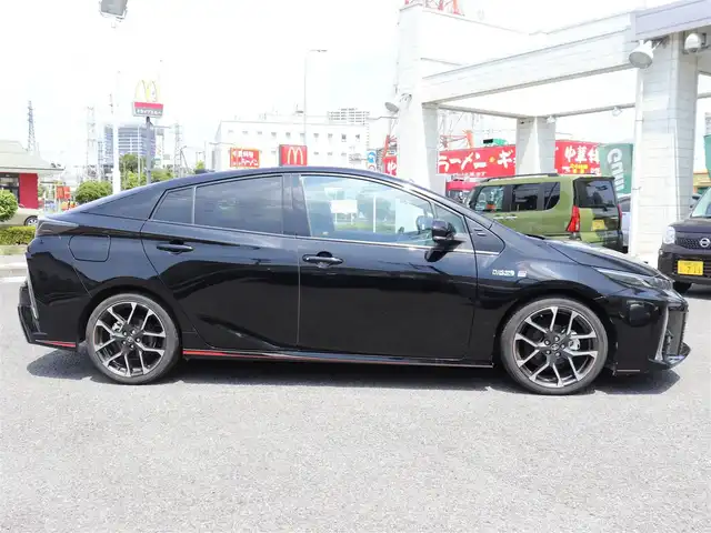 トヨタ プリウス ＰＨＶ S GRスポーツ 神奈川県 2018(平30)年 5.2万km アティチュードブラックマイカ 純正メモリナビ/フルセグテレビ/バックカメラ/クルーズコントロール/プッシュスタート/ETC2.0/LEDヘッドライト/スマートキー/プッシュスタート/取説/スペアスマートキー